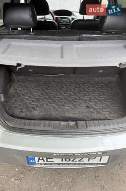 Хэтчбек Geely MK Cross 2012 в 
