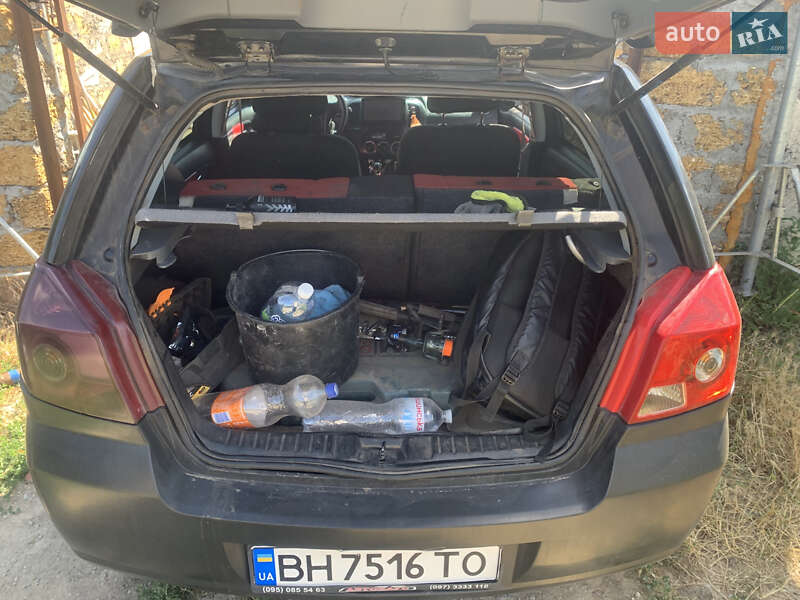 Хэтчбек Geely MK Cross 2013 в Южном