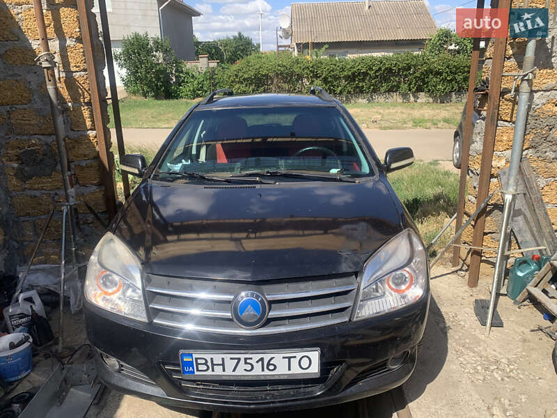 Хэтчбек Geely MK Cross 2013 в 