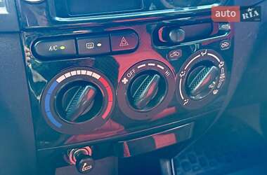 Хэтчбек Geely MK Cross 2013 в 