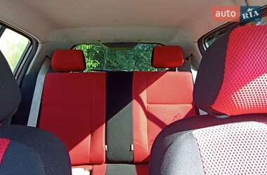 Хэтчбек Geely MK Cross 2013 в 