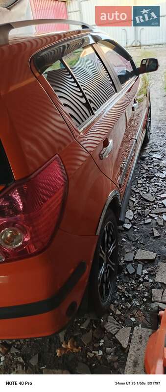 Хэтчбек Geely MK Cross 2012 в Казатине
