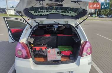 Хэтчбек Geely MK Cross 2012 в 