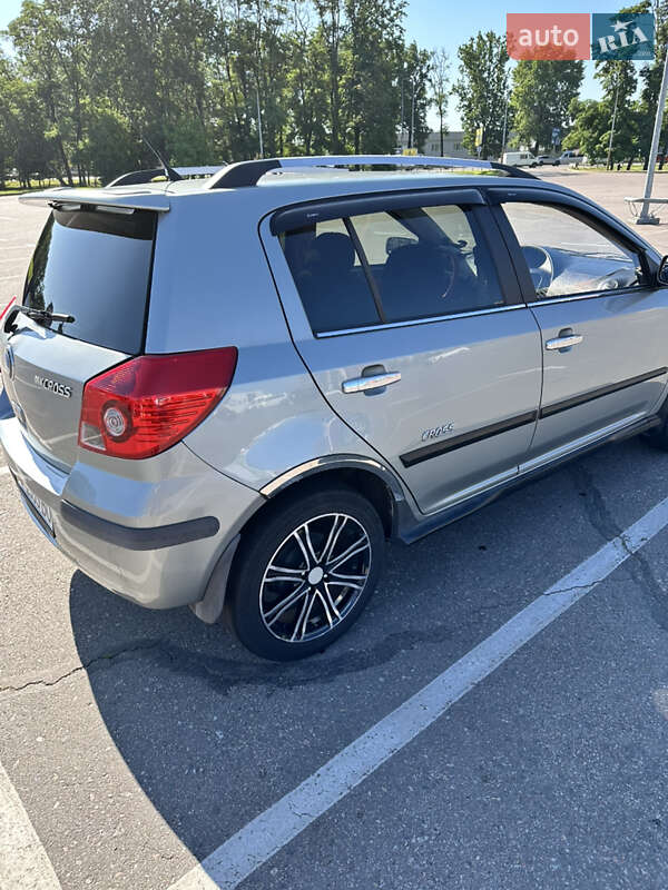 Хэтчбек Geely MK Cross 2012 в Киеве