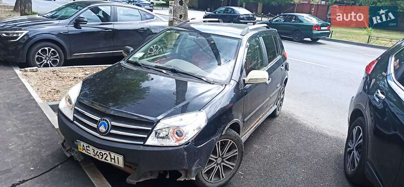 Хэтчбек Geely MK Cross 2013 в 