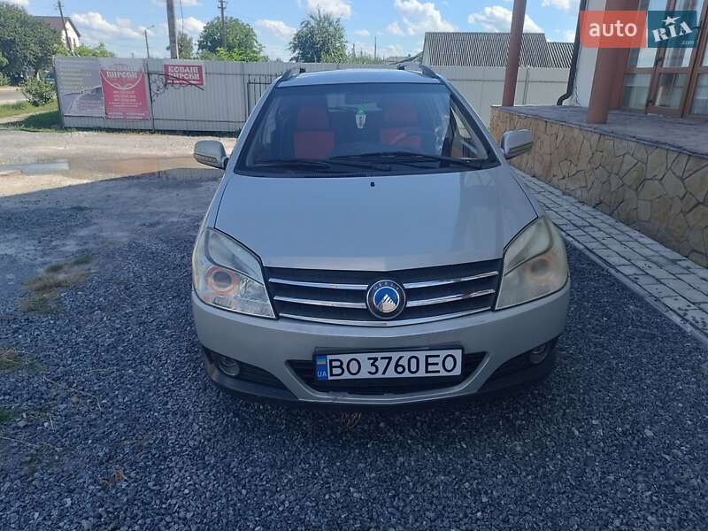Хэтчбек Geely MK Cross 2012 в Шумске
