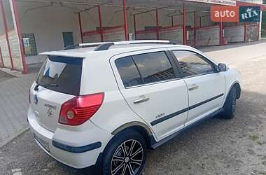 Хэтчбек Geely MK Cross 2012 в 