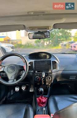 Хетчбек Geely MK Cross 2012 в 