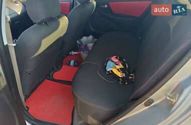 Хэтчбек Geely MK Cross 2013 в 