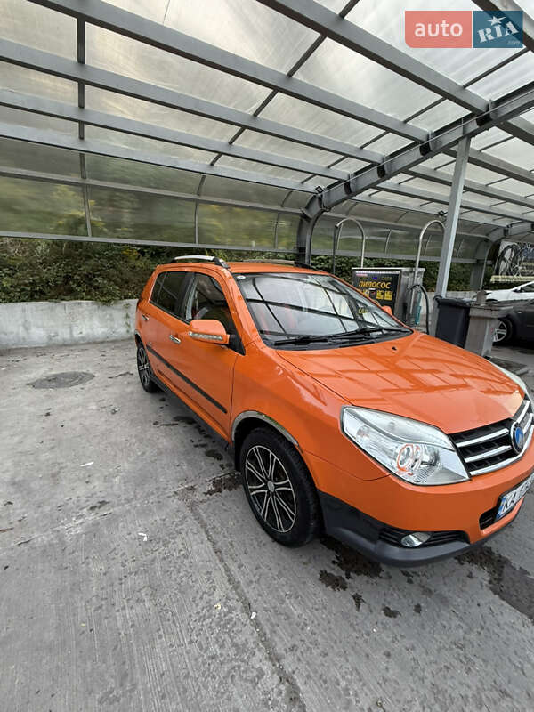 Хэтчбек Geely MK Cross 2013 в Киеве фото 3 Хэтчбек Geely MK Cross 2013 в Киеве