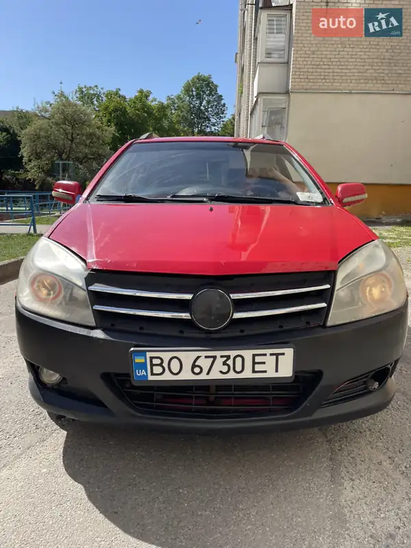Geely MK Cross 2013