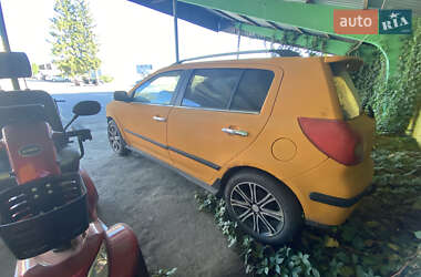 Хэтчбек Geely MK Cross 2012 в 