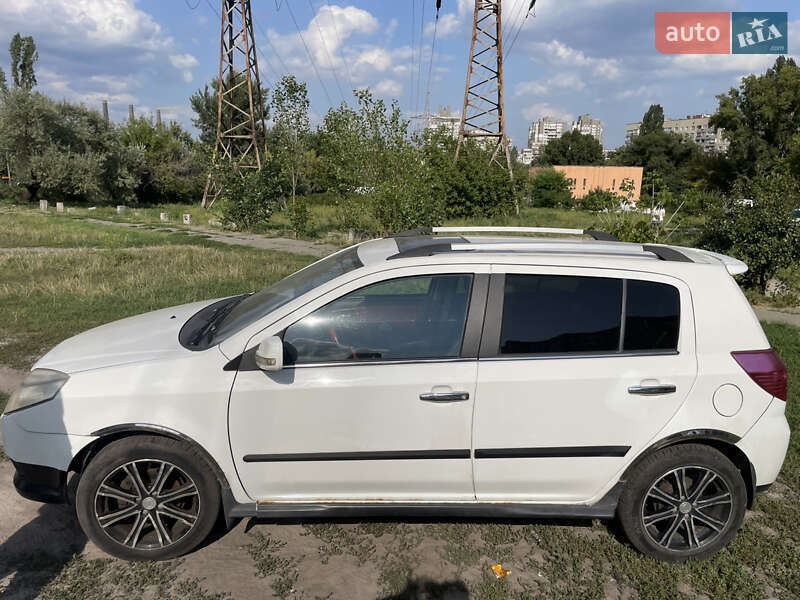 Хетчбек Geely MK Cross 2013 в Києві