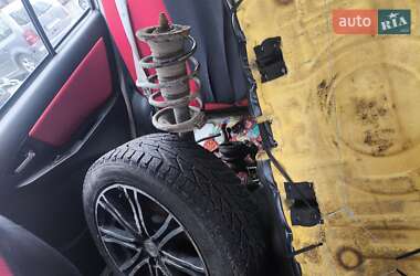 Хетчбек Geely MK Cross 2012 в 
