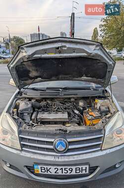 Хетчбек Geely MK Cross 2013 в 