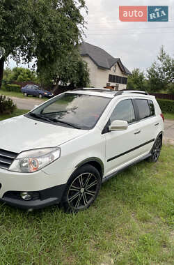 Хэтчбек Geely MK Cross 2013 в 