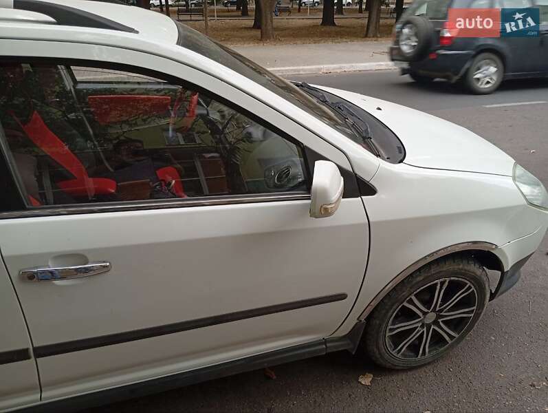 Хетчбек Geely MK Cross 2013 в 