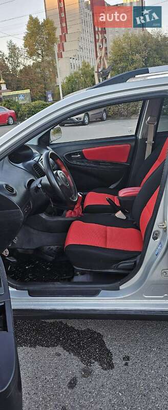 Хэтчбек Geely MK Cross 2013 в Вышгороде