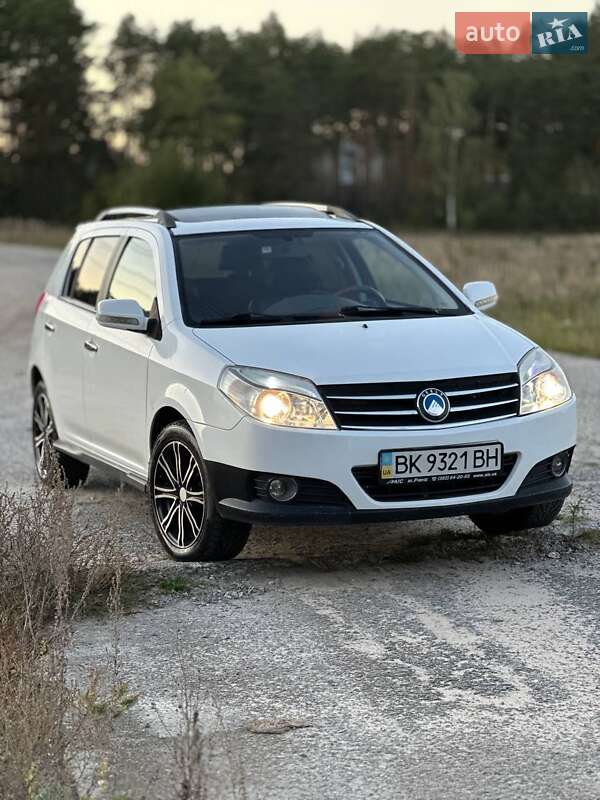 Хетчбек Geely MK Cross 2013 в 
