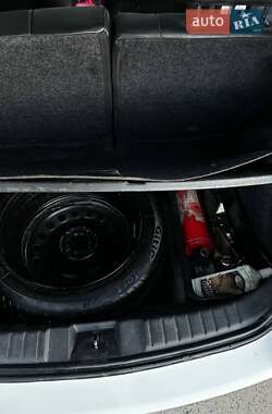 Хетчбек Geely MK Cross 2013 в 
