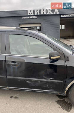 Хэтчбек Geely MK Cross 2012 в 