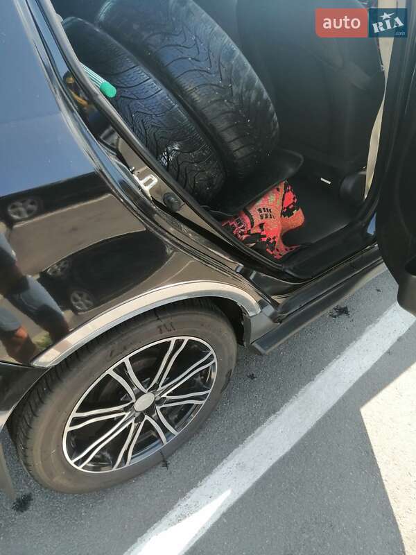 Хетчбек Geely MK Cross 2014 в Чернігові фото 5 Хетчбек Geely MK Cross 2014 в Чернігові