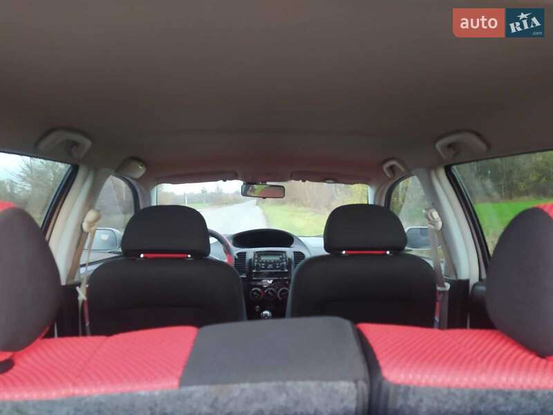 Хетчбек Geely MK Cross 2013 в Диканьці фото 19 Хетчбек Geely MK Cross 2013 в Диканьці