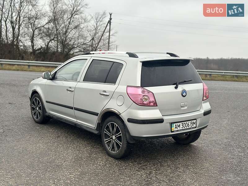 Хэтчбек Geely MK Cross 2013 в Любаре