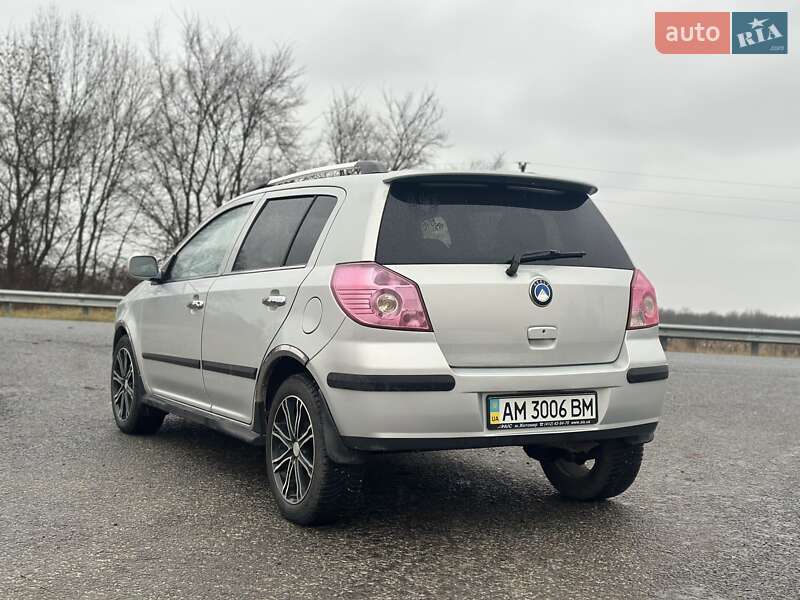 Хэтчбек Geely MK Cross 2013 в Любаре