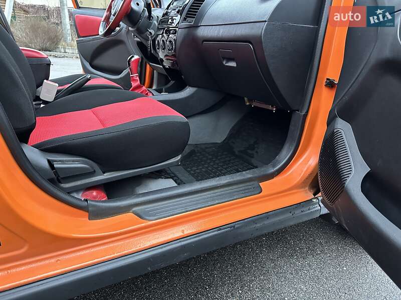 Хетчбек Geely MK Cross 2014 в Києві фото 22 Хетчбек Geely MK Cross 2014 в Києві