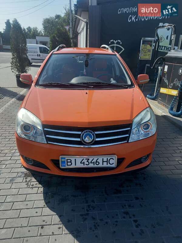 Geely MK Cross 2012