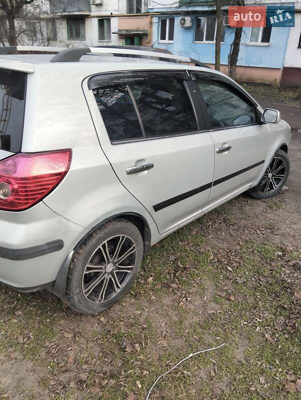 Хэтчбек Geely MK Cross 2013 в Кременчуге фото 4 Хэтчбек Geely MK Cross 2013 в Кременчуге