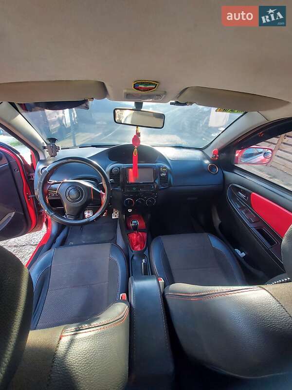 Хэтчбек Geely MK Cross 2014 в Запорожье фото 2 Хэтчбек Geely MK Cross 2014 в Запорожье