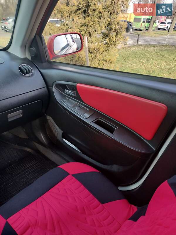 Хэтчбек Geely MK Cross 2013 в Львове