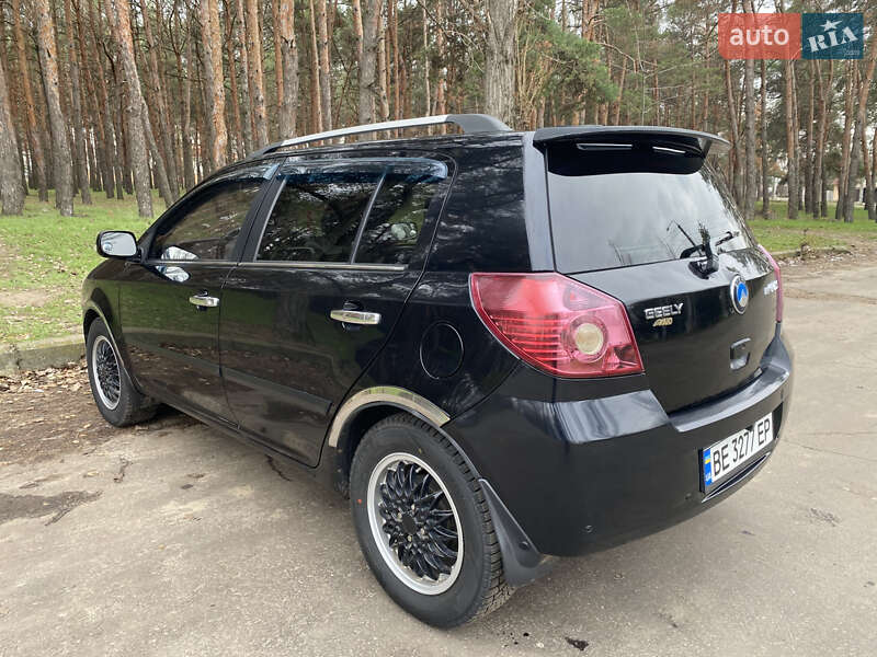 Хэтчбек Geely MK Cross 2014 в Николаеве