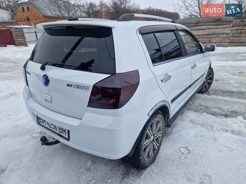 Хэтчбек Geely MK Cross 2014 в Ромнах фото 8 Хэтчбек Geely MK Cross 2014 в Ромнах
