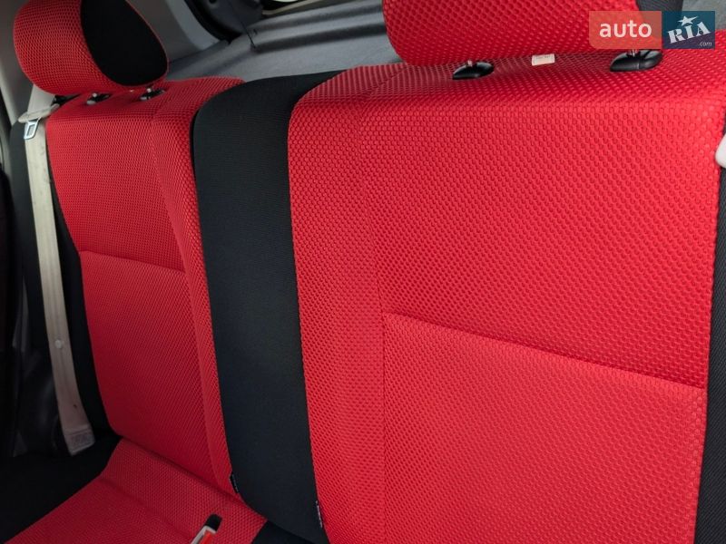 Хетчбек Geely MK Cross 2013 в Запоріжжі фото 10 Хетчбек Geely MK Cross 2013 в Запоріжжі