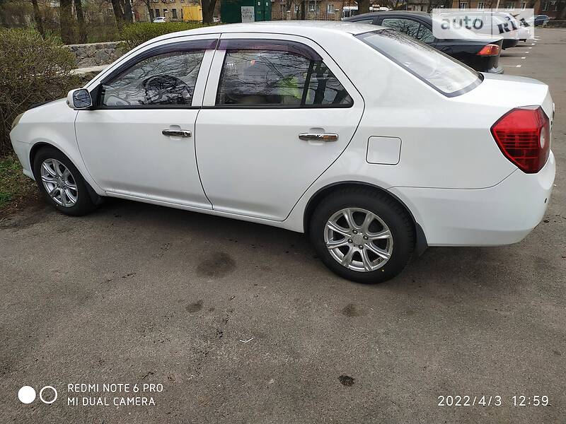 Geely MK 2010