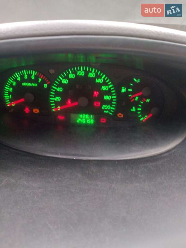 Седан Geely MK 2008 в Тячеві