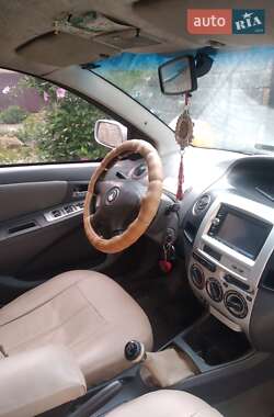 Седан Geely MK 2008 в Тячеві