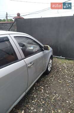 Седан Geely MK 2008 в Тячеві