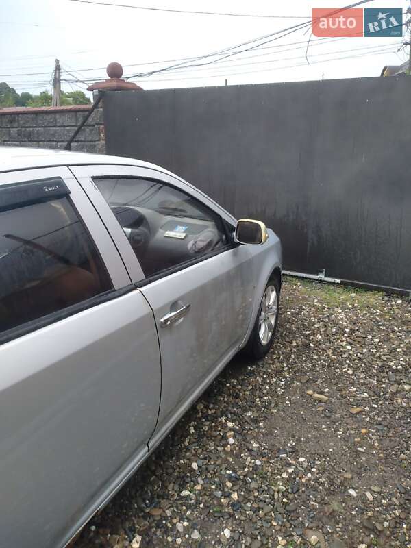 Седан Geely MK 2008 в Тячеві