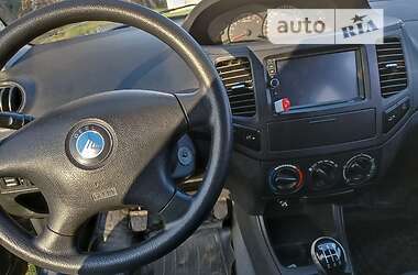 Седан Geely MK 2012 в 