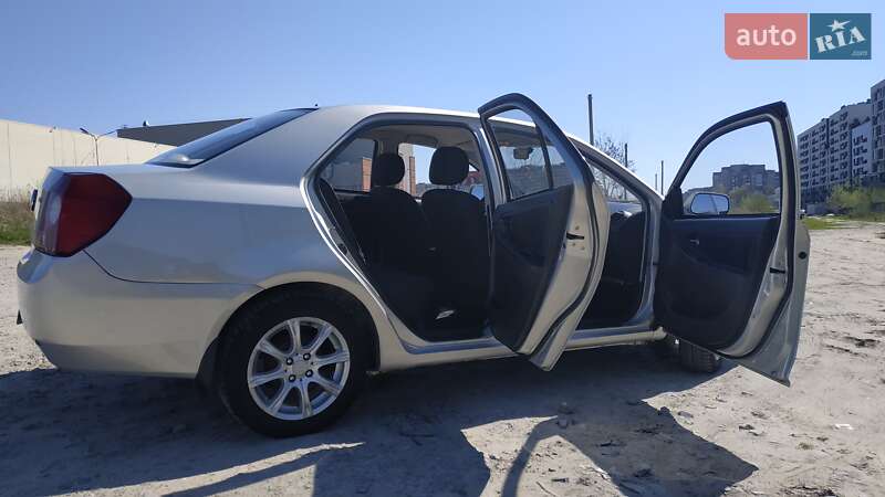 Седан Geely MK 2012 в Львове