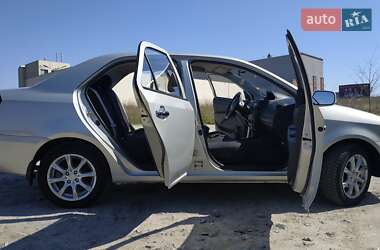 Седан Geely MK 2012 в 
