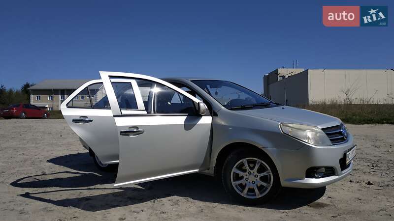 Седан Geely MK 2012 в Львове