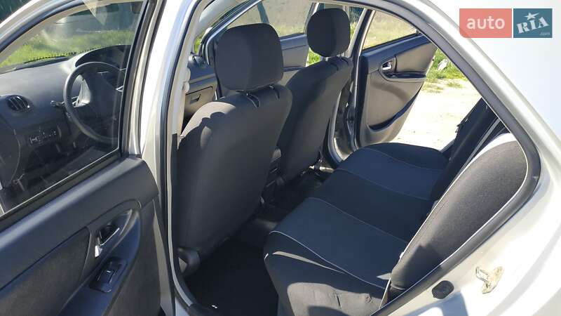 Седан Geely MK 2012 в Львові