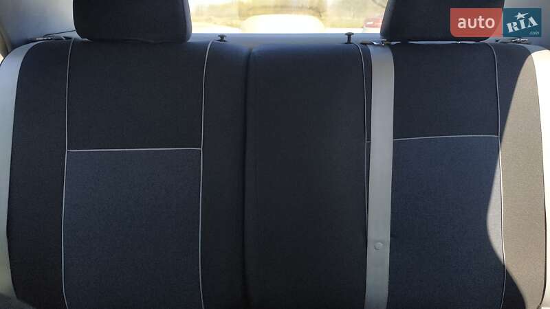Седан Geely MK 2012 в Львове