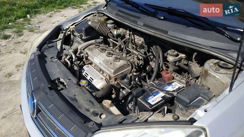 Седан Geely MK 2012 в Львові