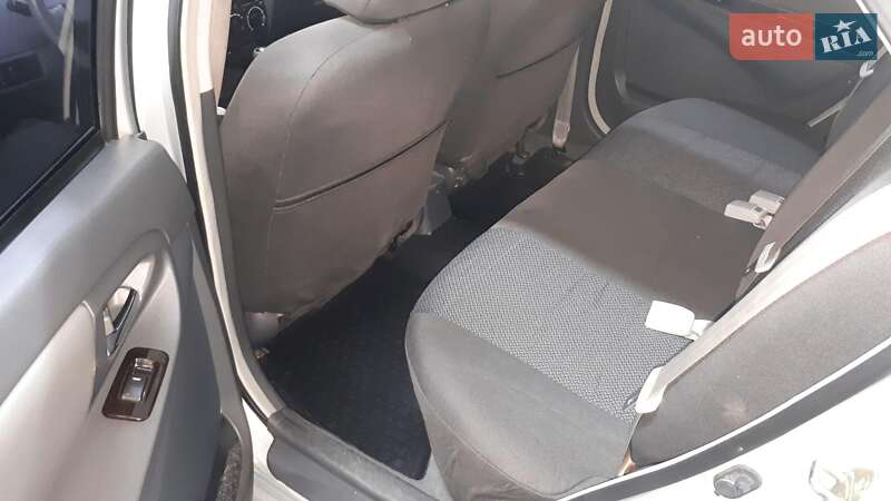 Седан Geely MK 2011 в Ужгороде